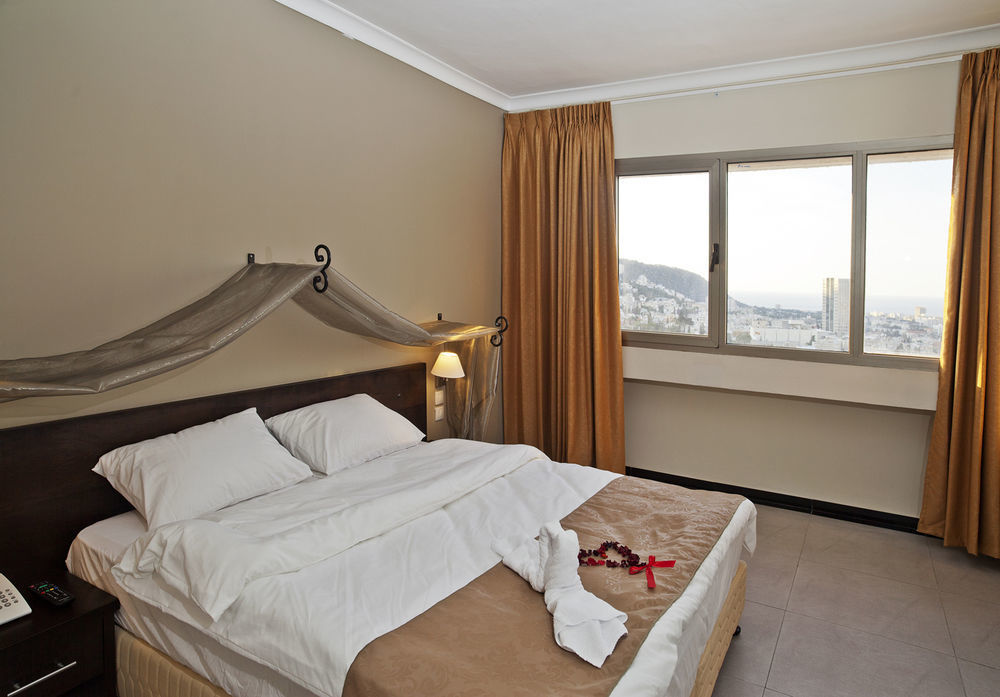 Market Hotel Хайфа Екстер'єр фото