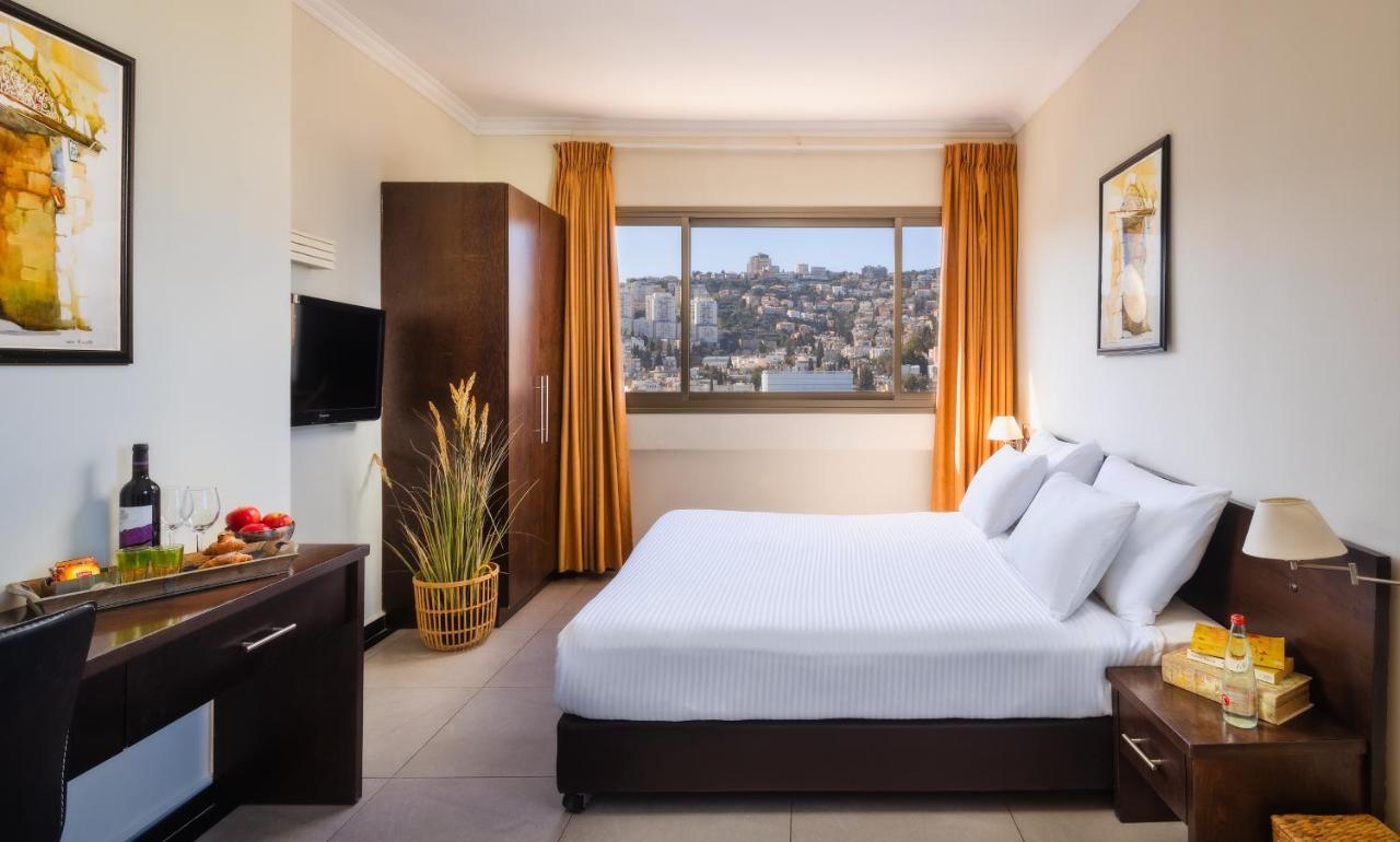 Market Hotel Хайфа Екстер'єр фото